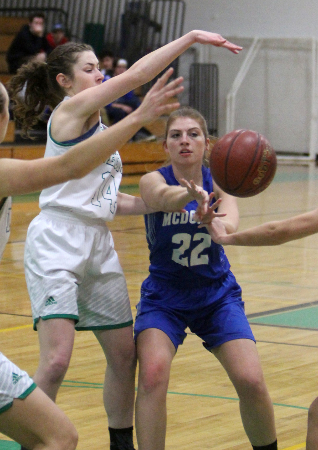 McDonell at Eau Claire Regis girls basketball 12-21-18